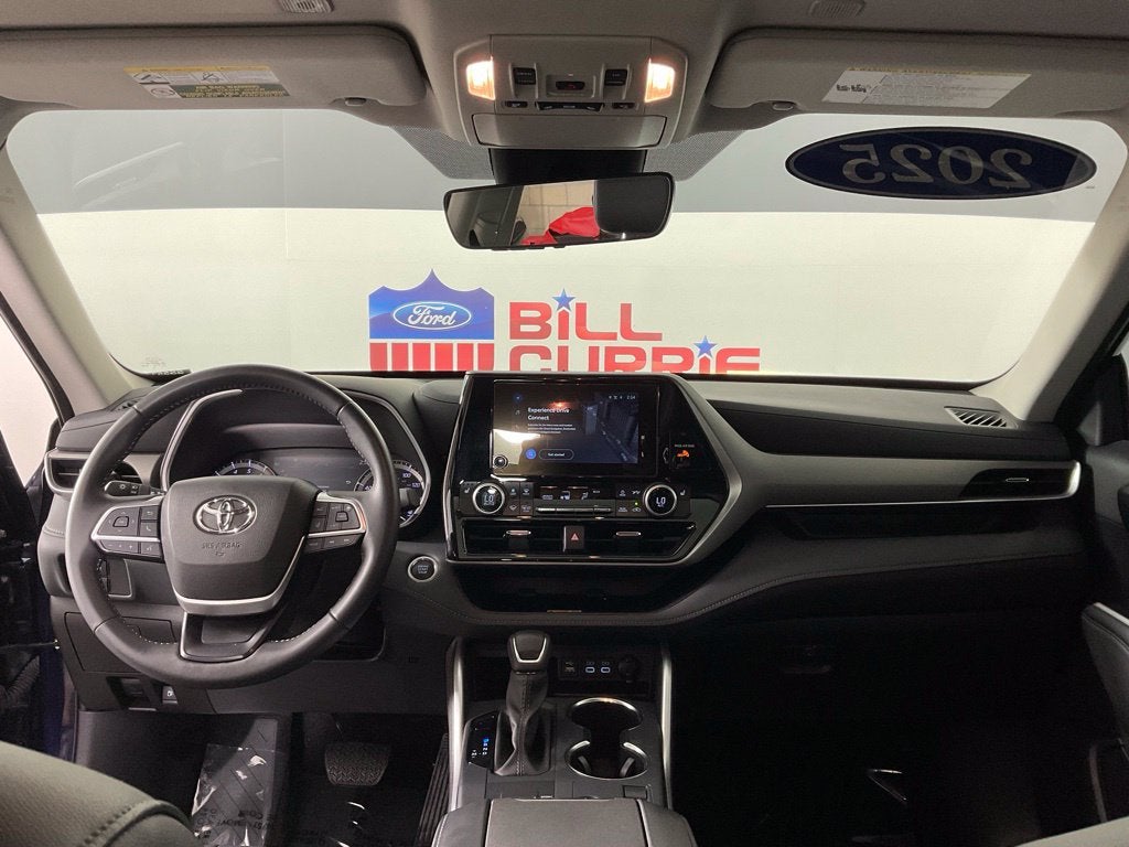 2025 Toyota Highlander XLE ***BLUE CERTIFIED***