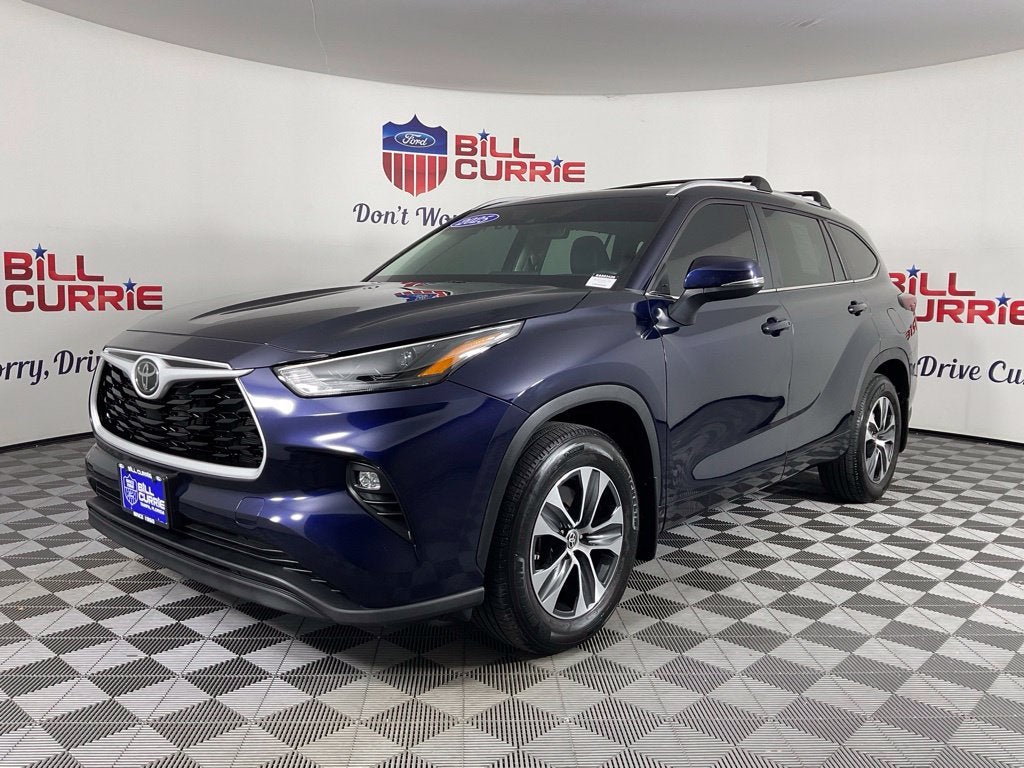 2025 Toyota Highlander XLE ***BLUE CERTIFIED***