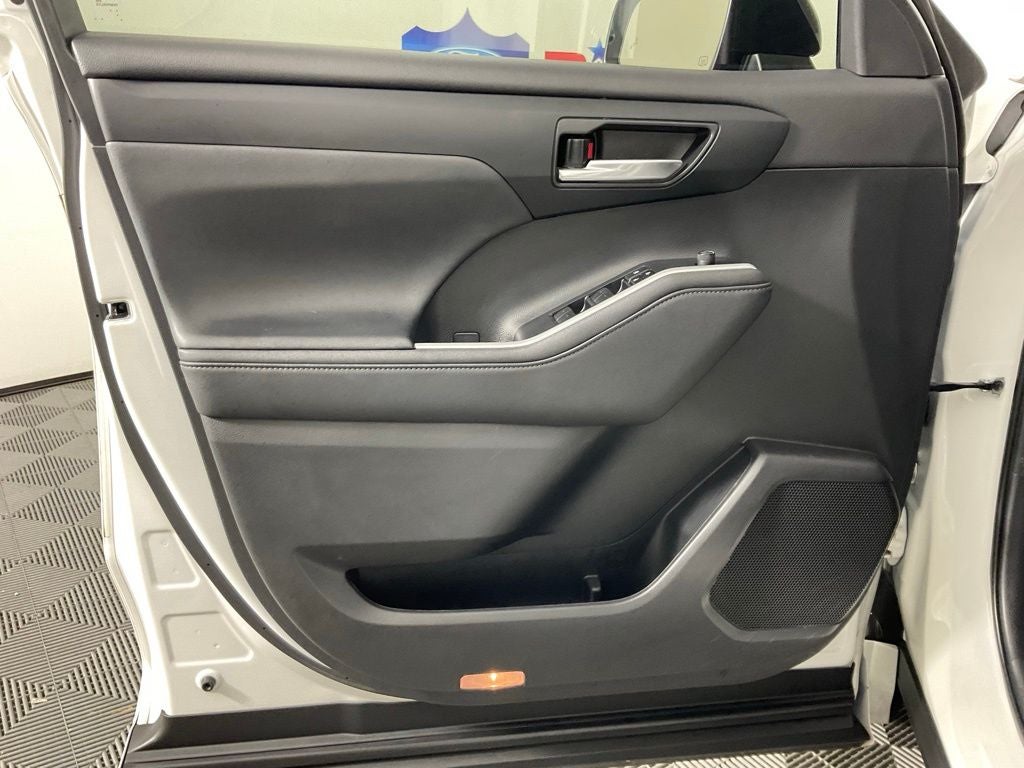 2023 Toyota Highlander XSE ***BLUE CERTIFIED***