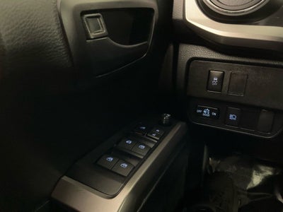 2021 Toyota Tacoma SR5 V6***BLUE CERTIFIED***