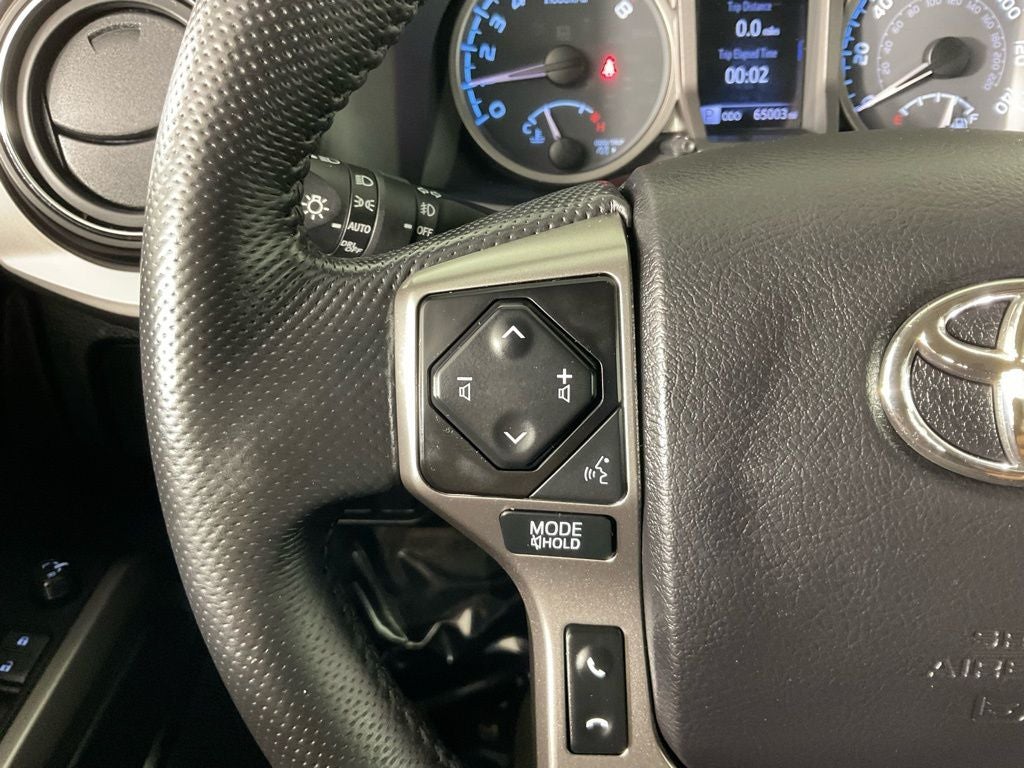 2021 Toyota Tacoma SR5 V6***BLUE CERTIFIED***