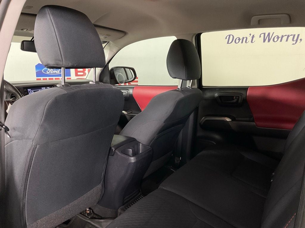 2021 Toyota Tacoma SR5 V6***BLUE CERTIFIED***