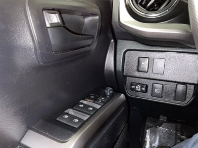 2021 Toyota Tacoma SR5 V6***BLUE CERTIFIED***