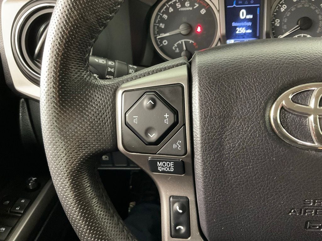 2021 Toyota Tacoma SR5 V6***BLUE CERTIFIED***