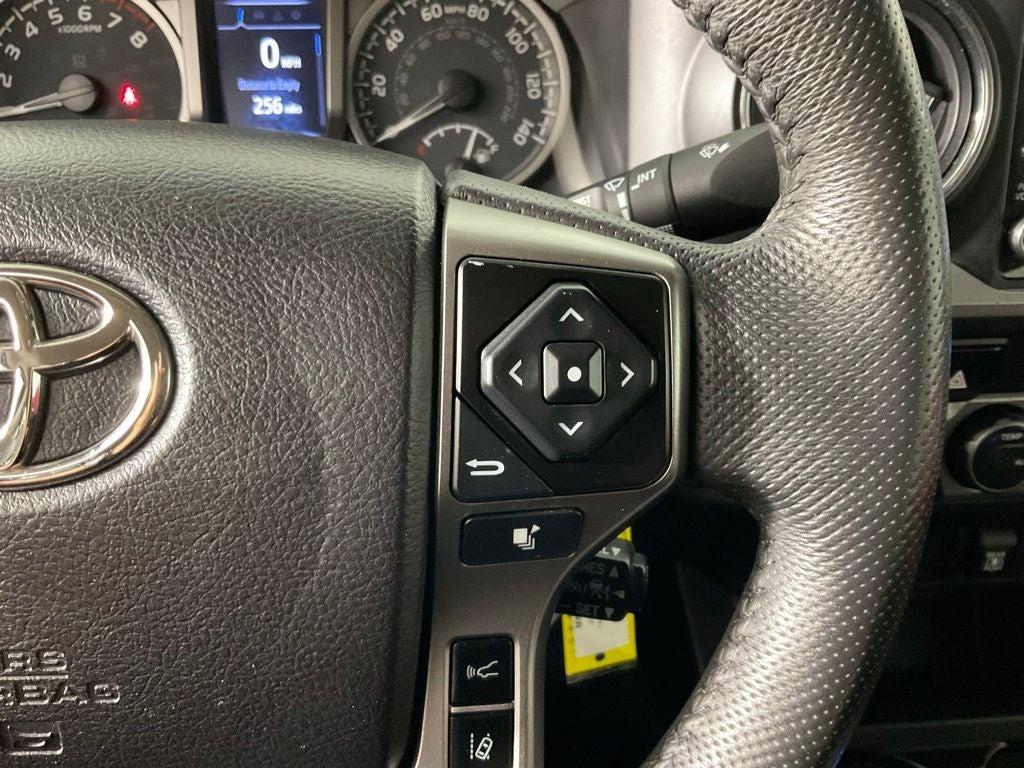 2021 Toyota Tacoma SR5 V6***BLUE CERTIFIED***
