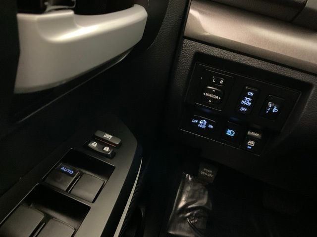 2019 Toyota Tundra SR5 ***BLUE CERTIFIED***