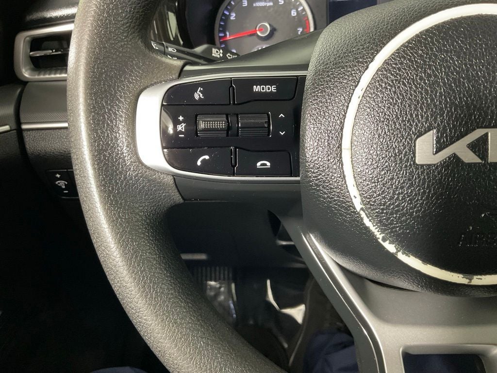 2022 Kia K5 LXS ***BLUE CERTIFIED***