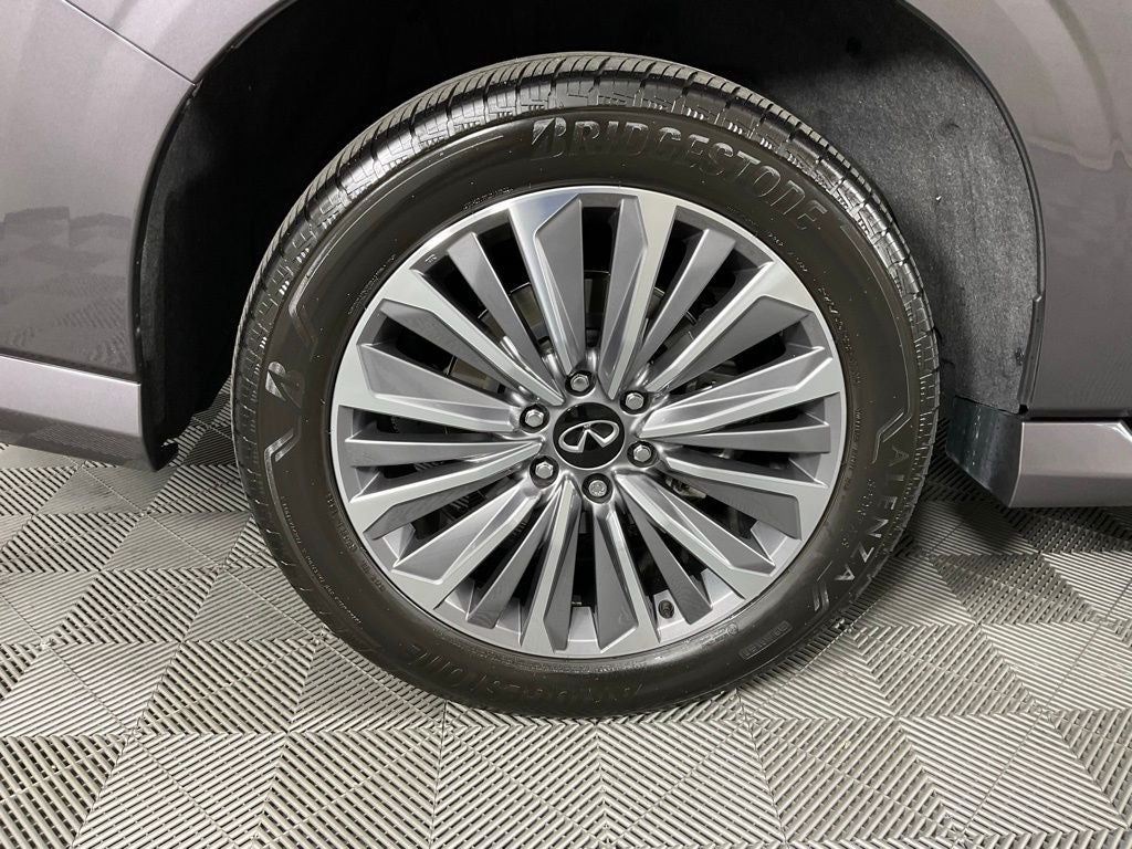 2025 INFINITI QX80 LUXE ***BLUE CERTIFIED***