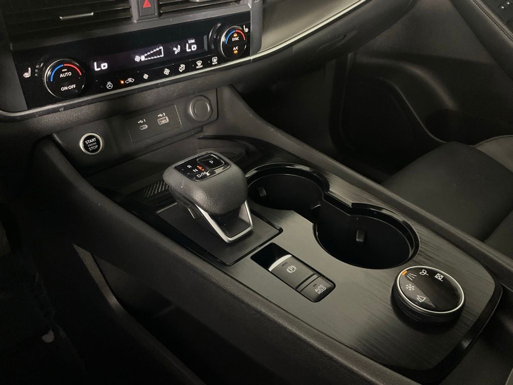 2023 Nissan Rogue SV ***BLUE CERTIFIED***