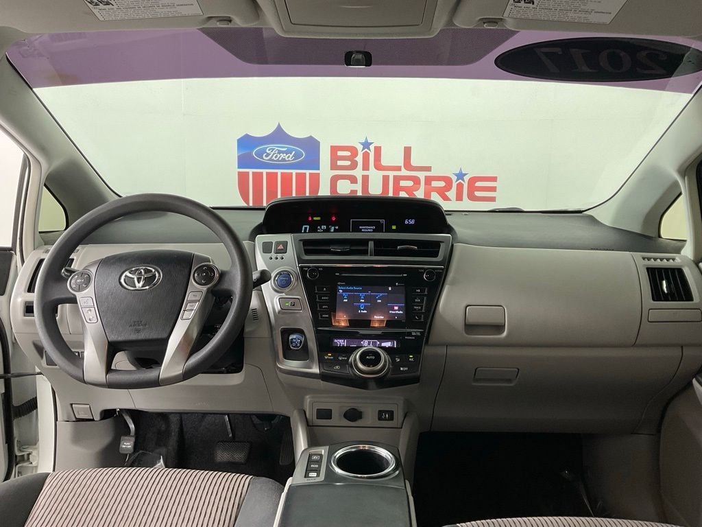 2017 Toyota Prius v Three ***BLUE CERTIFIED***