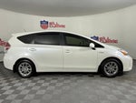 2017 Toyota Prius v Three ***BLUE CERTIFIED***