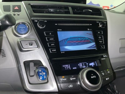 2017 Toyota Prius v Three ***BLUE CERTIFIED***