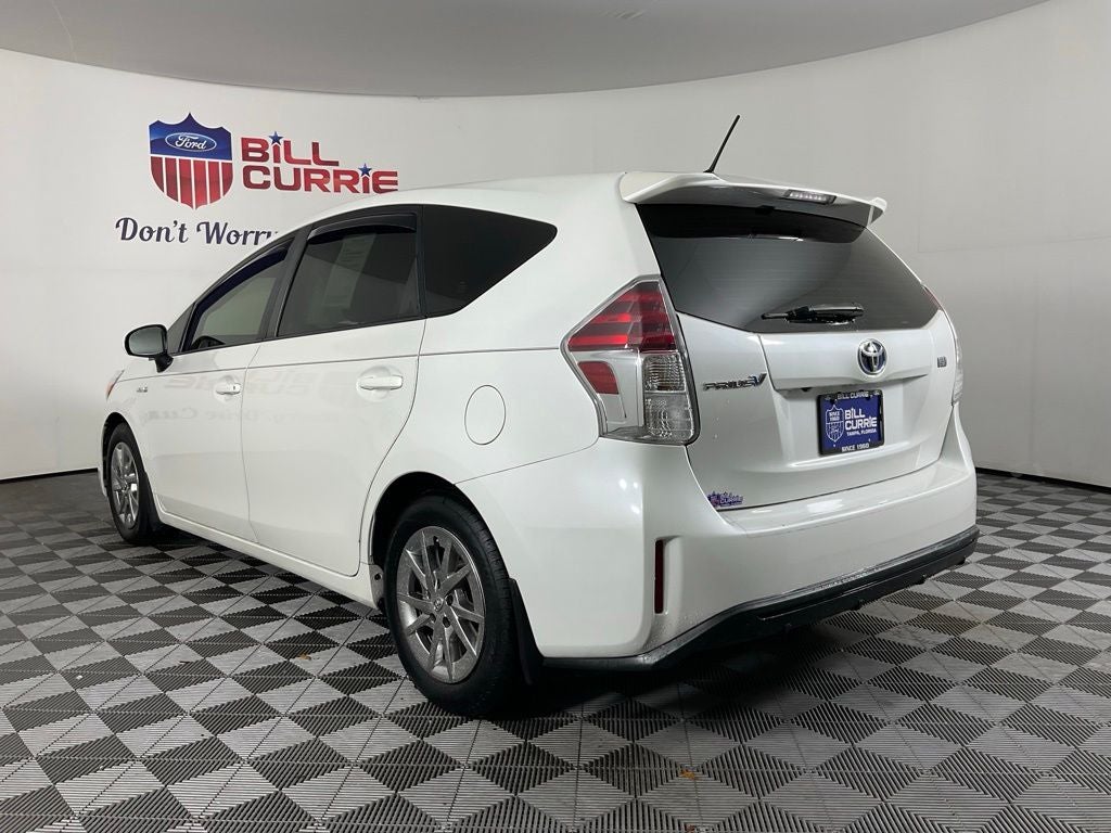 2017 Toyota Prius v Three ***BLUE CERTIFIED***