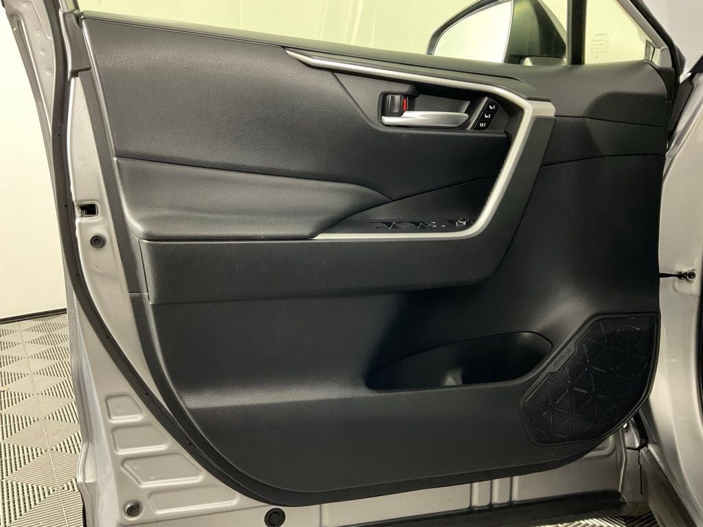 2019 Toyota RAV4 XLE Premium ***BLUE CERTIFIED***