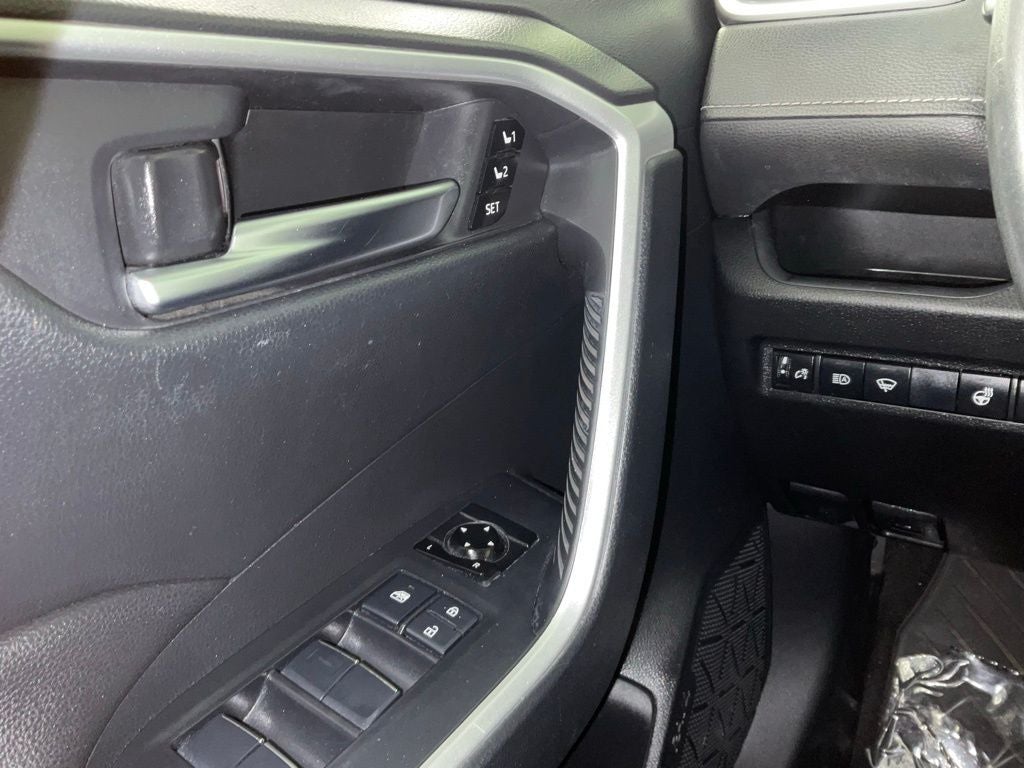 2019 Toyota RAV4 XLE Premium ***BLUE CERTIFIED***