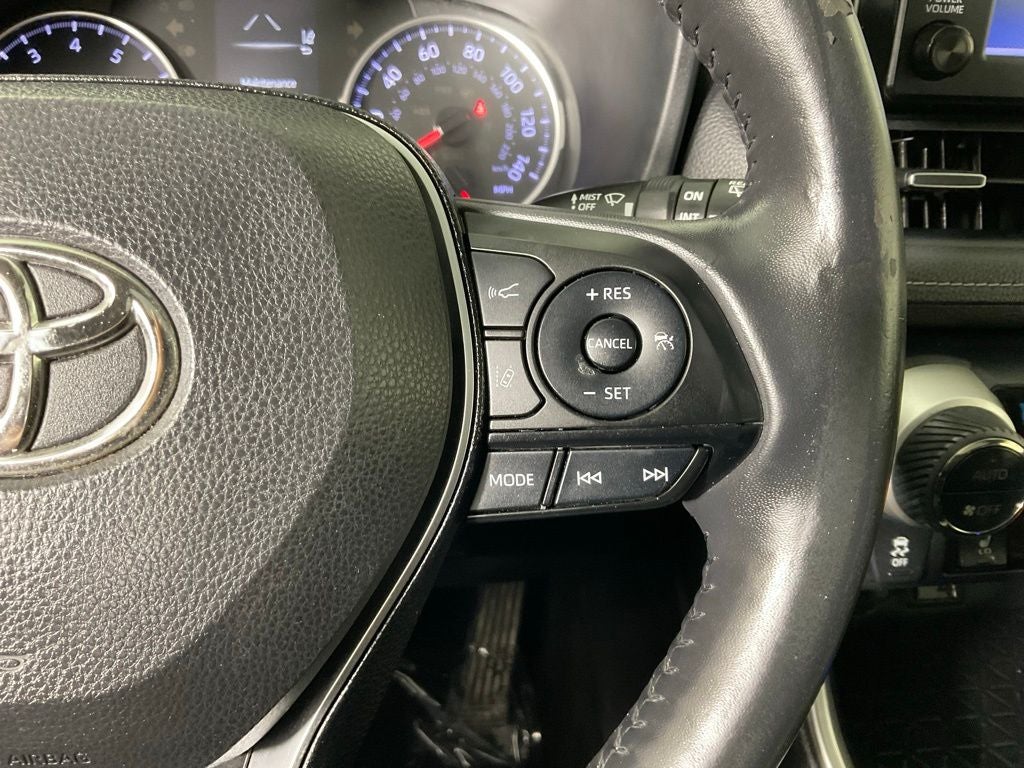 2019 Toyota RAV4 XLE Premium ***BLUE CERTIFIED***