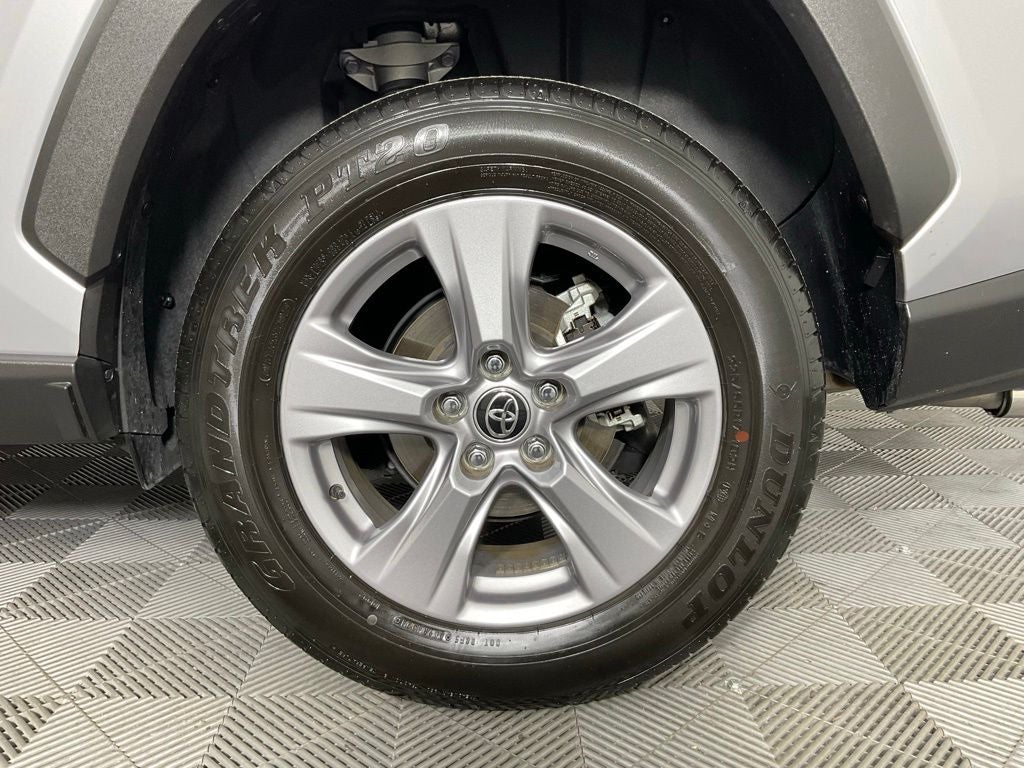 2025 Toyota RAV4 Hybrid XLE ***BLUE CERTIFIED***