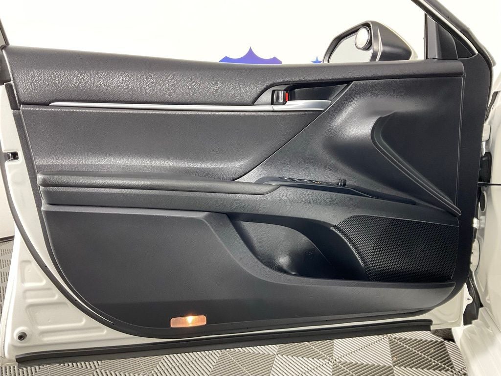 2018 Toyota Camry SE ***BLUE CERTIFIED***