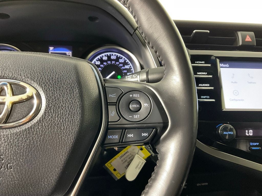 2018 Toyota Camry SE ***BLUE CERTIFIED***