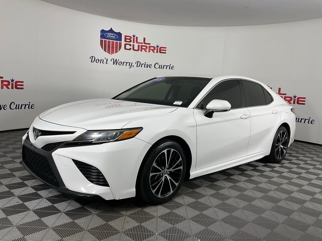 2018 Toyota Camry SE ***BLUE CERTIFIED***