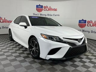 2018 Toyota Camry SE ***BLUE CERTIFIED***