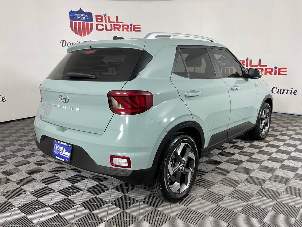 2025 Hyundai Venue Limited ***BLUE CERTIFIED***