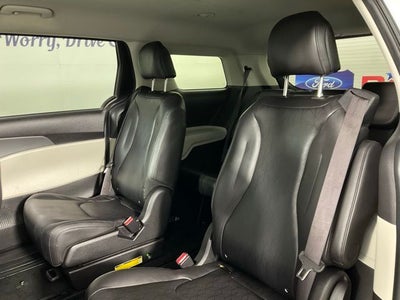 2022 Kia Carnival LXS ***BLUE CERTIFIED***