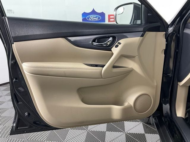 2017 Nissan Rogue S ***BLUE CERTIFIED***