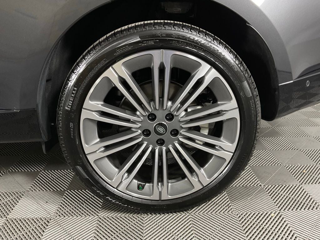 2025 Land Rover Range Rover SE LWB***BLUE CERTIFIED***