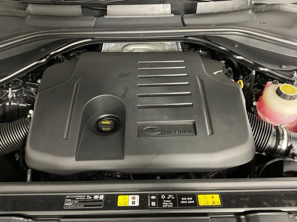 2025 Land Rover Range Rover SE LWB***BLUE CERTIFIED***