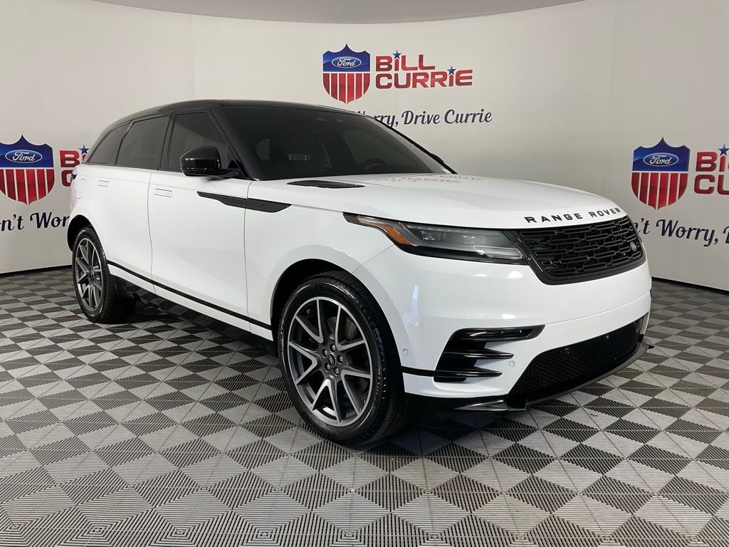 2026 Land Rover Range Rover Velar Dynamic SE