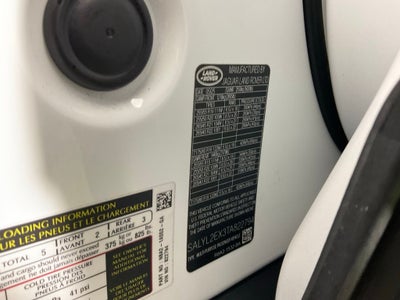 2026 Land Rover Range Rover Velar Dynamic SE