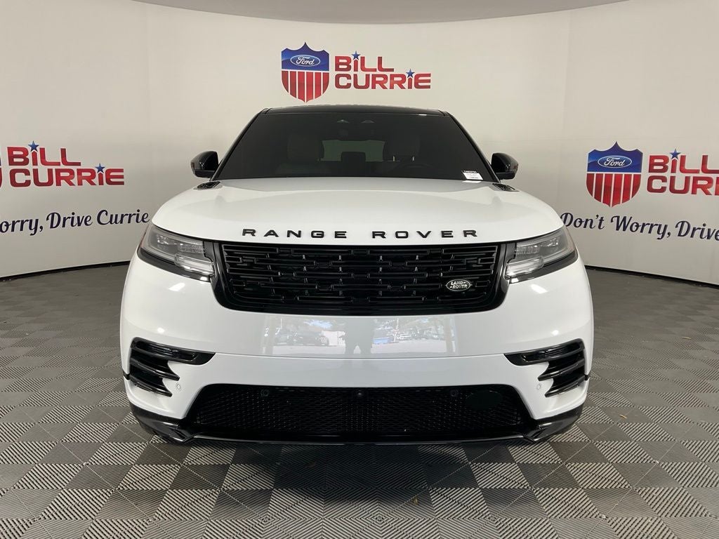 2026 Land Rover Range Rover Velar Dynamic SE