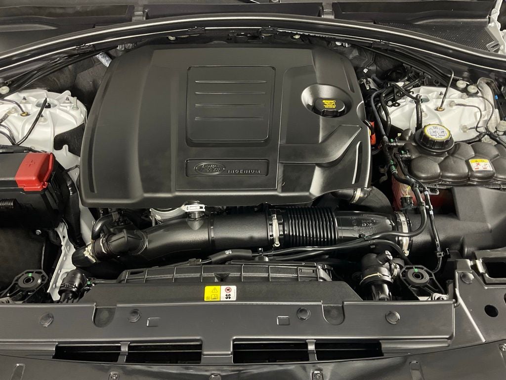 2026 Land Rover Range Rover Velar Dynamic SE