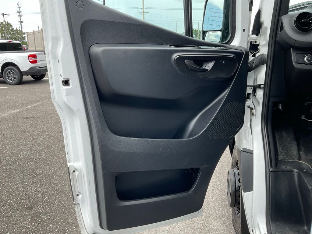 2024 Mercedes-Benz Sprinter 3500 Cargo 170 WB DRW High Roof***BLUE CERTIFIED***
