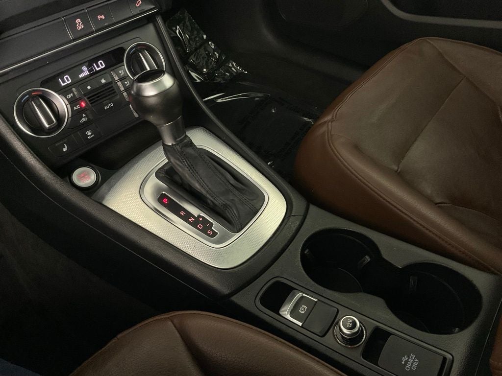 2017 Audi Q3 2.0T Premium Plus ***BLUE CERTIFIED***