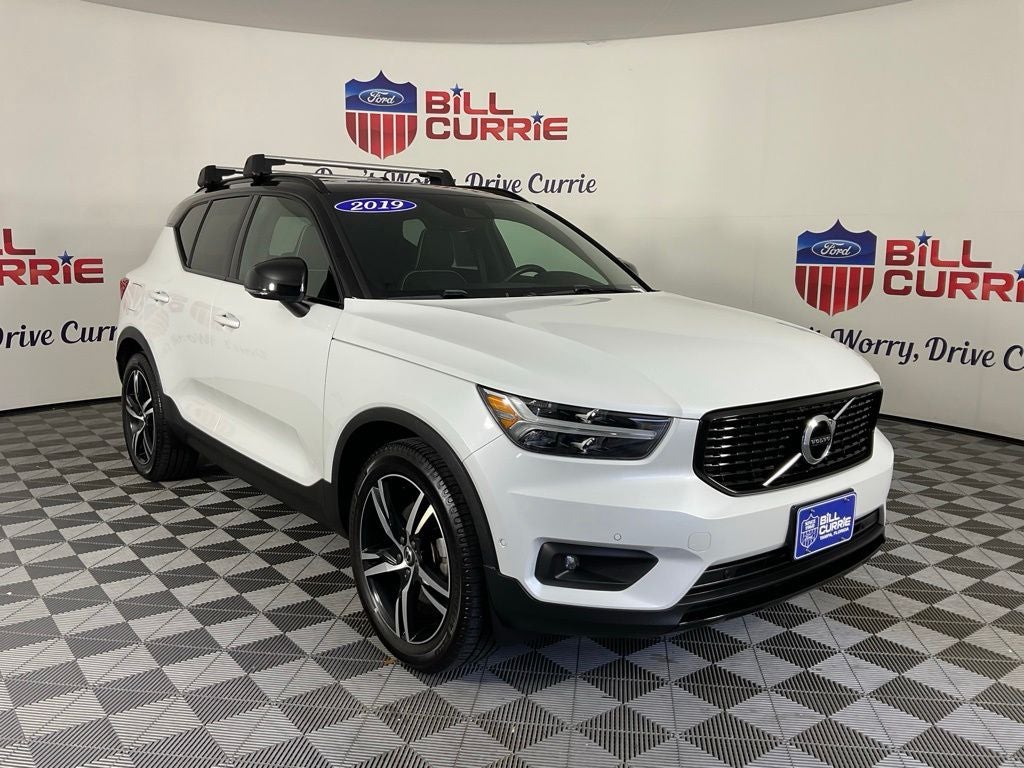 2019 Volvo XC40 R-Design ***BLUE CERTIFIED***