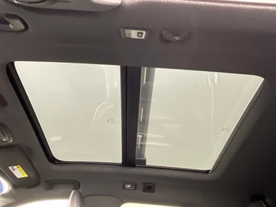 2019 Volvo XC40 R-Design ***BLUE CERTIFIED***