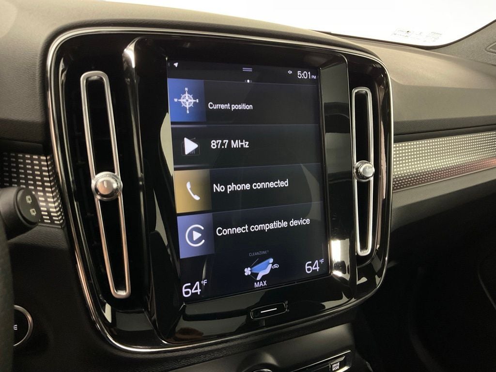2019 Volvo XC40 R-Design ***BLUE CERTIFIED***