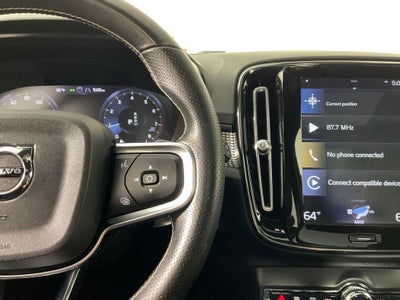 2019 Volvo XC40 R-Design ***BLUE CERTIFIED***
